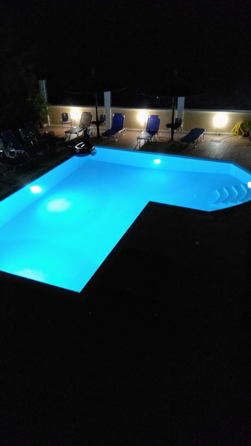 Villaaltinaapartments Lefkáda Exteriör bild